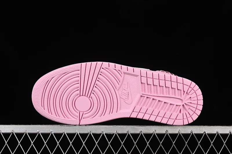 All categories Air Jordan Jordan series basketball shoes Air Jordan 1 Low Air Jordan 1 Low "Method of Make" AJ1 Joe 1 pink low-top cultural and leisure sports sneakers FN5032-600